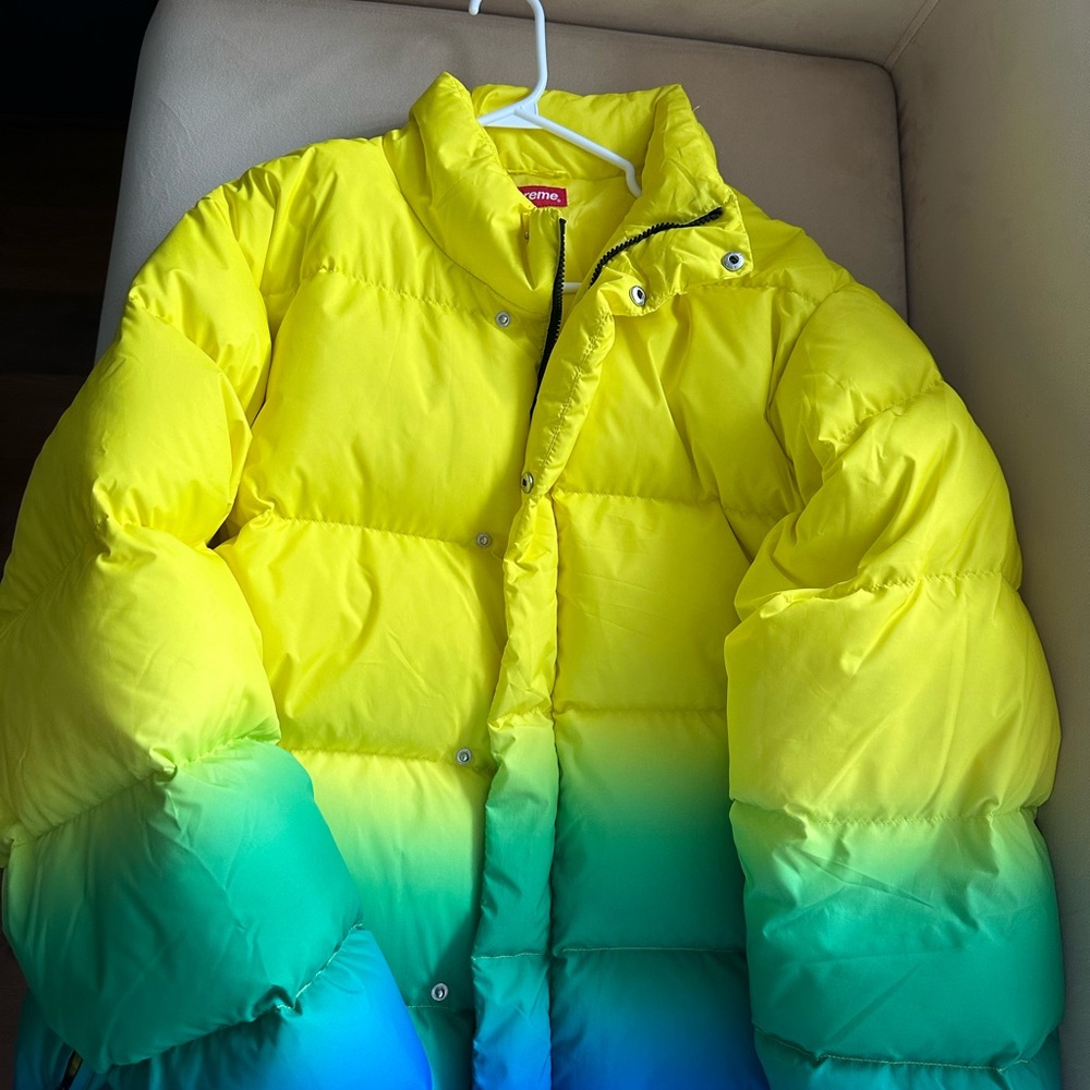 Supreme Gradient Puffer (Yellow) - SS18